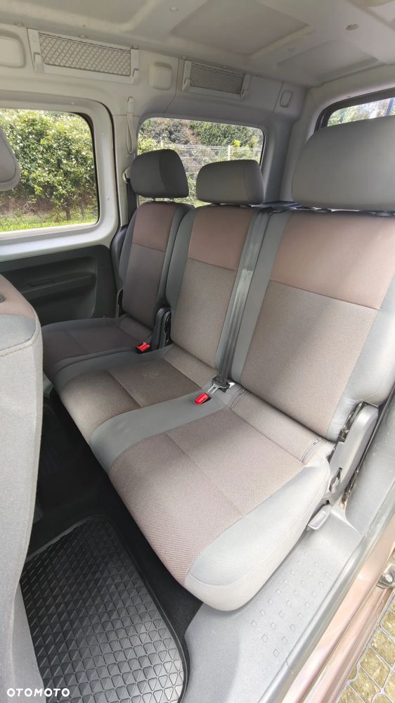 Volkswagen Caddy Maxi Trendline DSG - 18