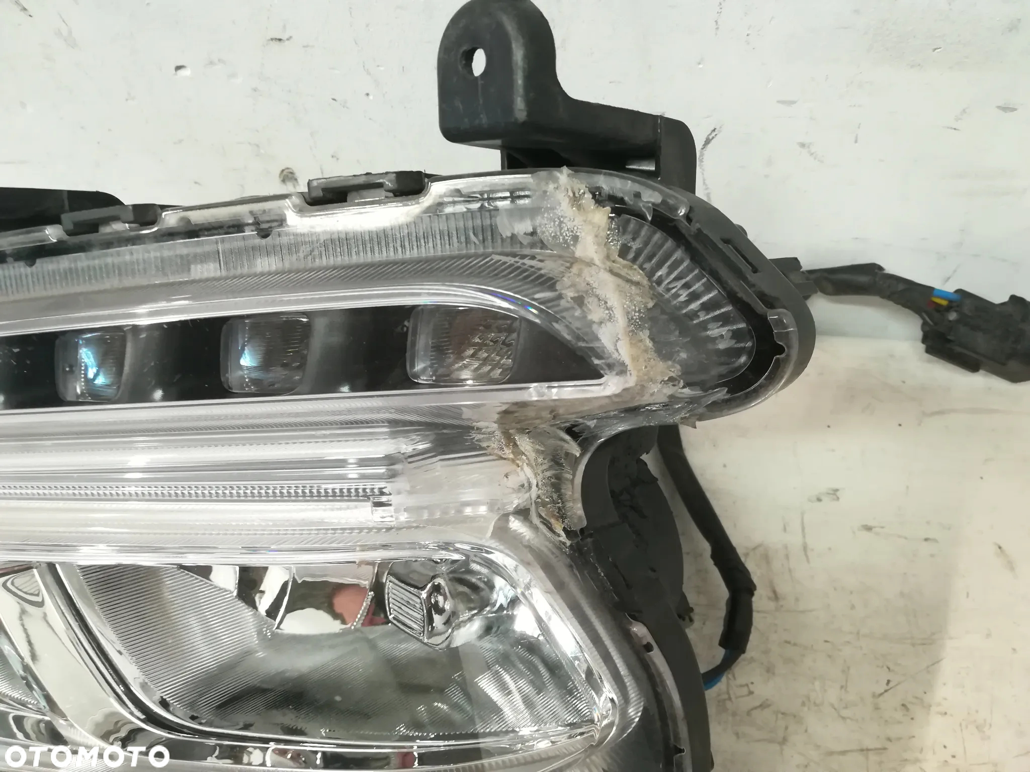 Hyundai Santa Fe III lift Halogen lewy LED DRL - 2