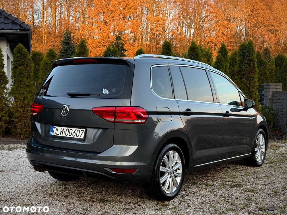 Volkswagen Touran 2.0 TDI BMT Highline - 3
