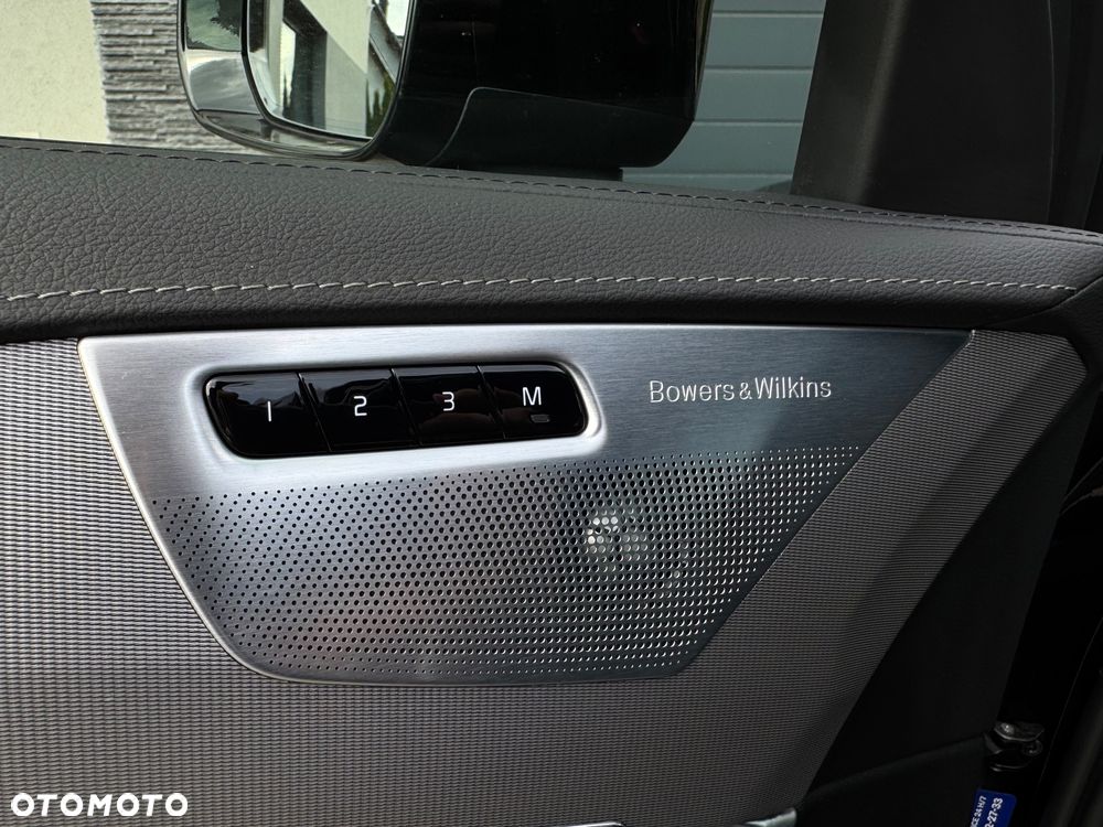 Volvo XC 90 T8 AWD Plug-In Hybrid R-Design 7os - 15