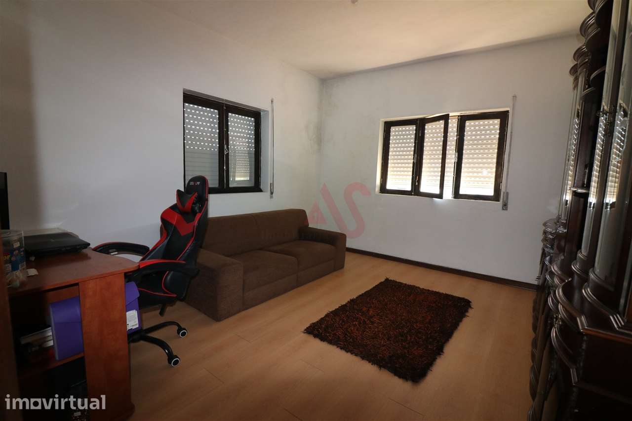 Moradia T7 Independente em Santa Eulália, Vizela - Grande imagem: 4/17