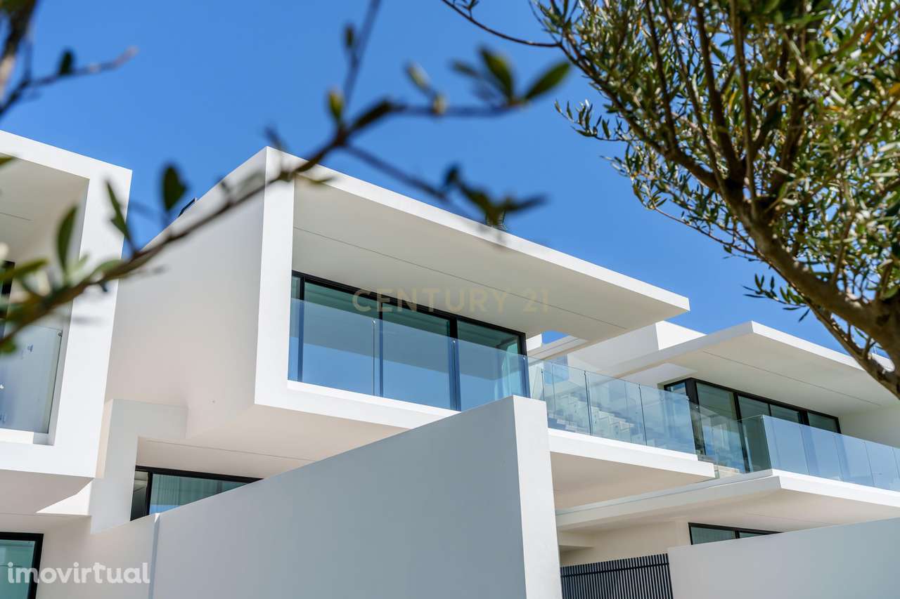 Quinta Dourada – Built by Design  | Moradias novas com piscina privati - Grande imagem: 4/34