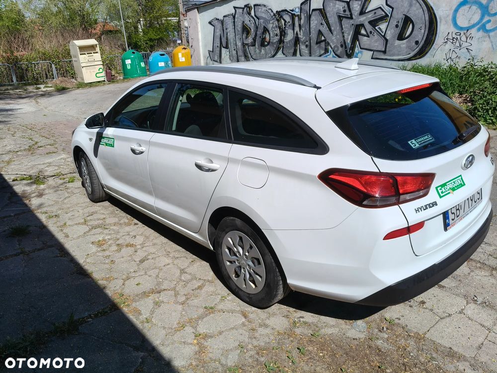 Hyundai i30 1.6 D Classic + - 1