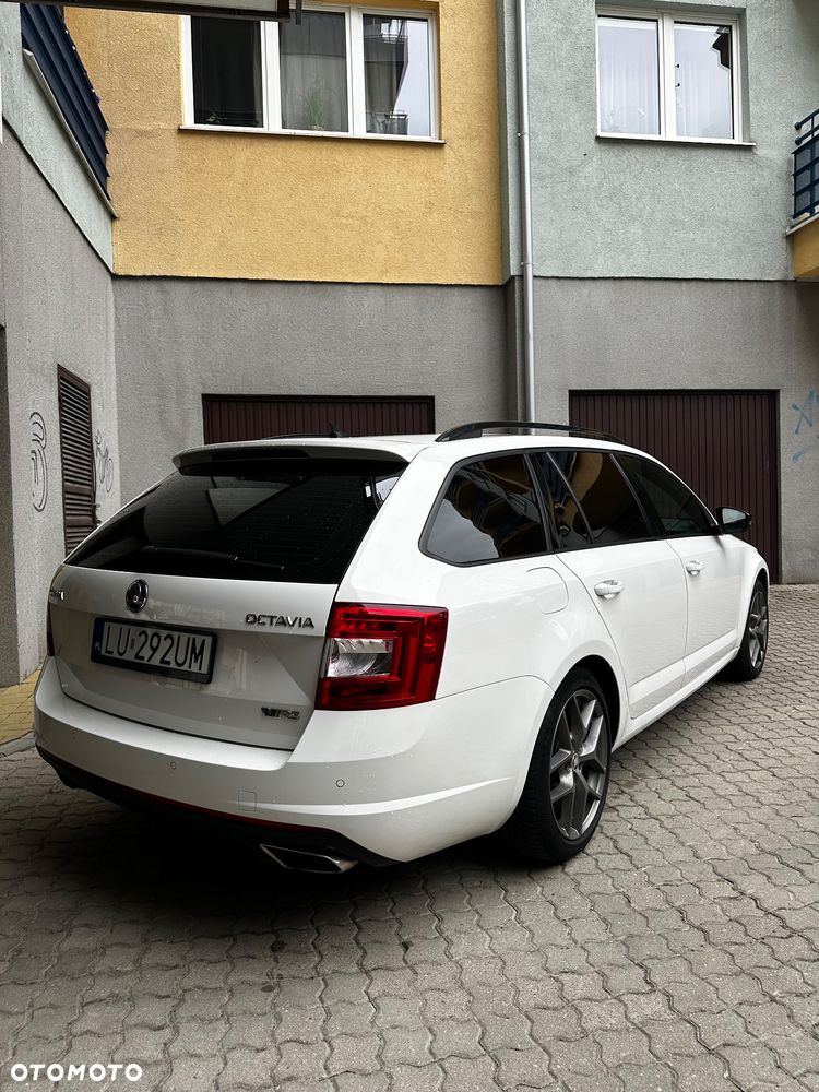 Skoda Octavia 2.0 TSI RS - 3