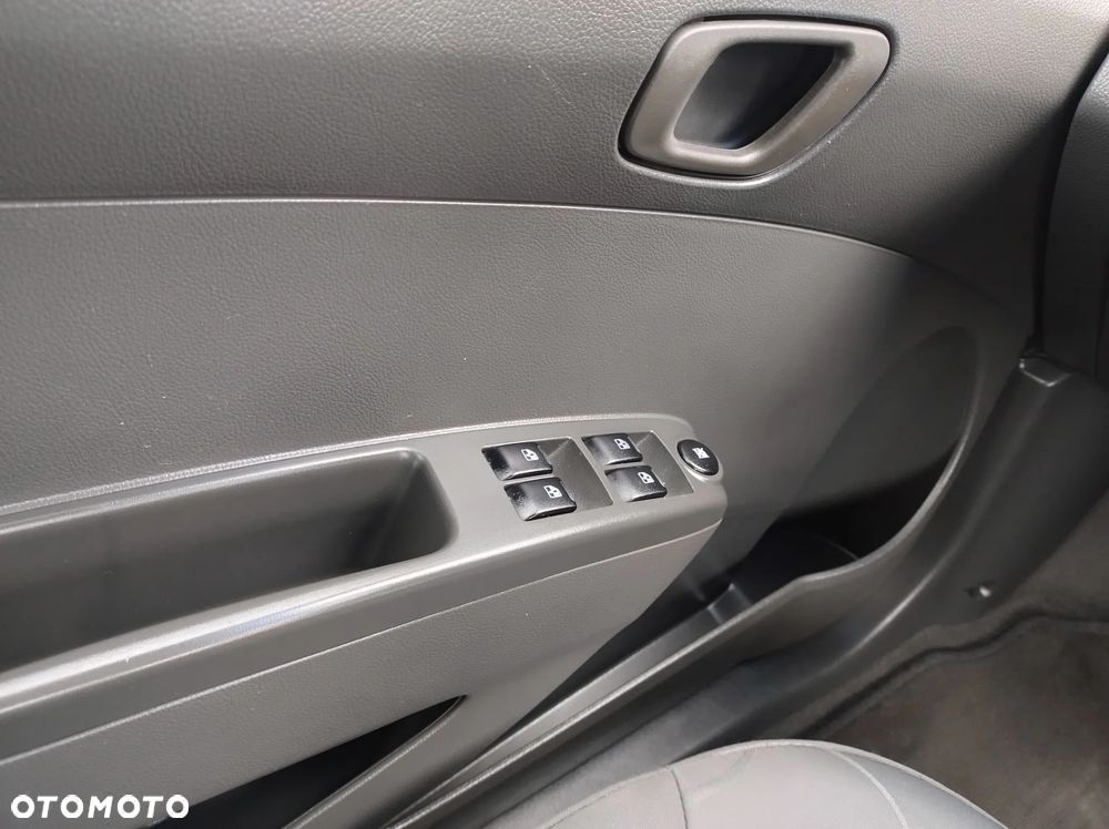 Chevrolet Spark 1.2 LT - 23