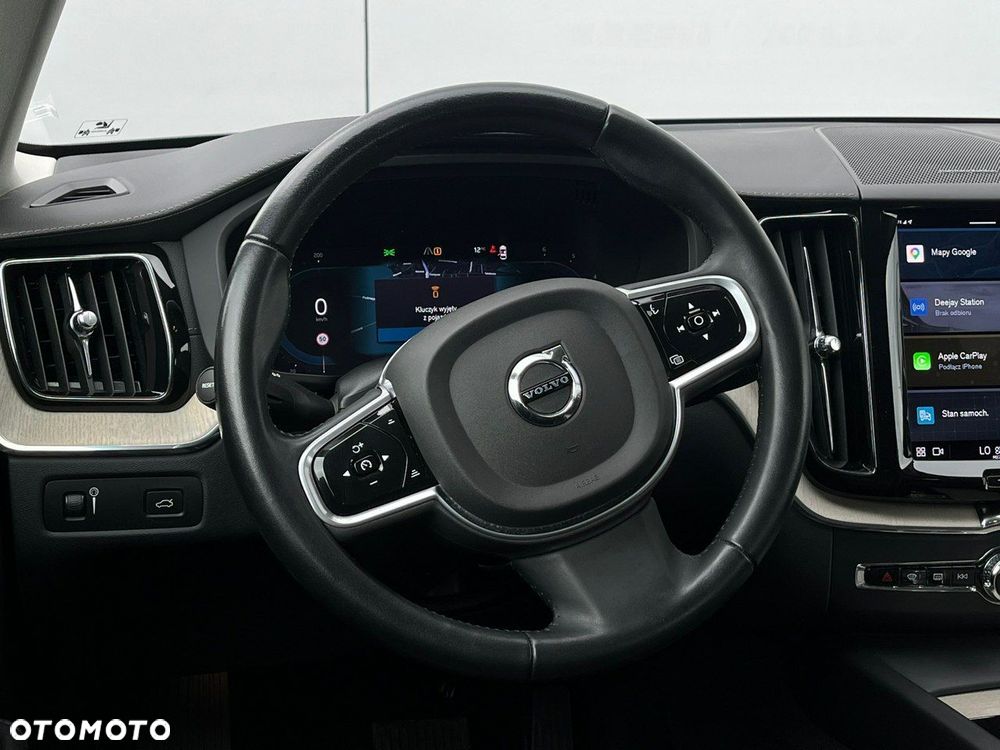 Volvo XC 60 B5 D AWD Inscription - 19