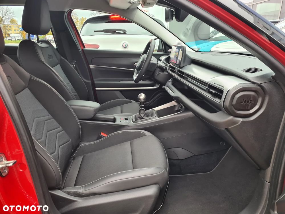 Jeep Avenger 1.2 GSE T3 Altitude FWD - 16