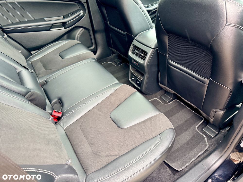 Ford Edge - 33