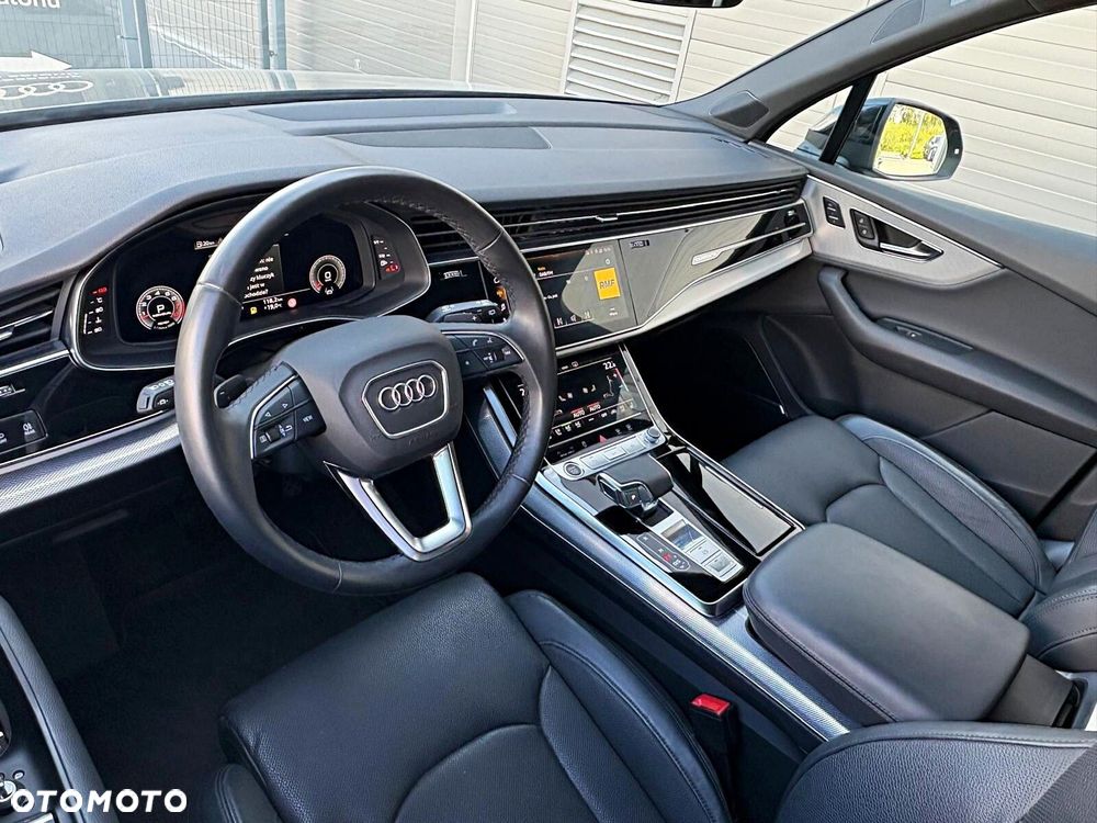 Audi Q7 - 11