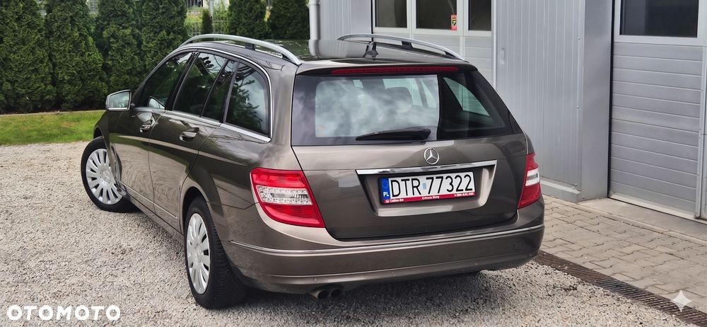 Mercedes-Benz Klasa C 200 CDI BlueEff Avantgarde - 2