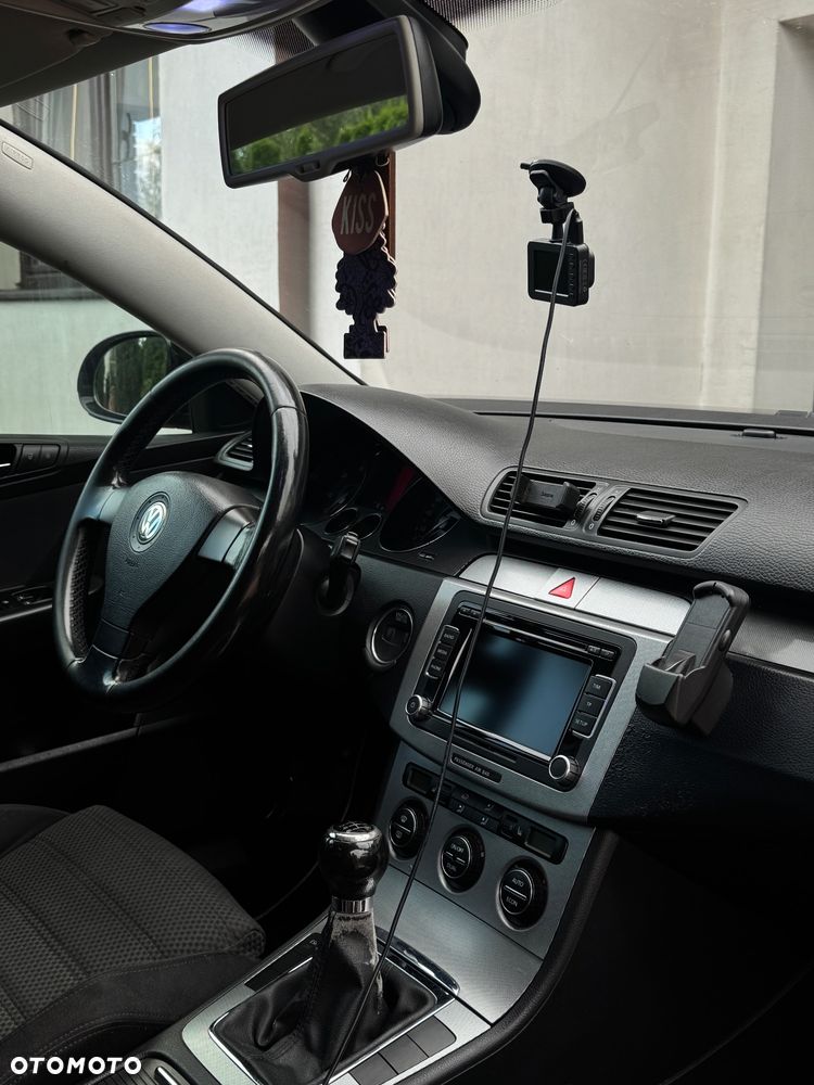 Volkswagen Passat 2.0 TDI Highline - 10