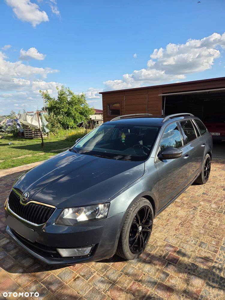 Skoda Octavia 2.0 TDI Ambition DSG - 1