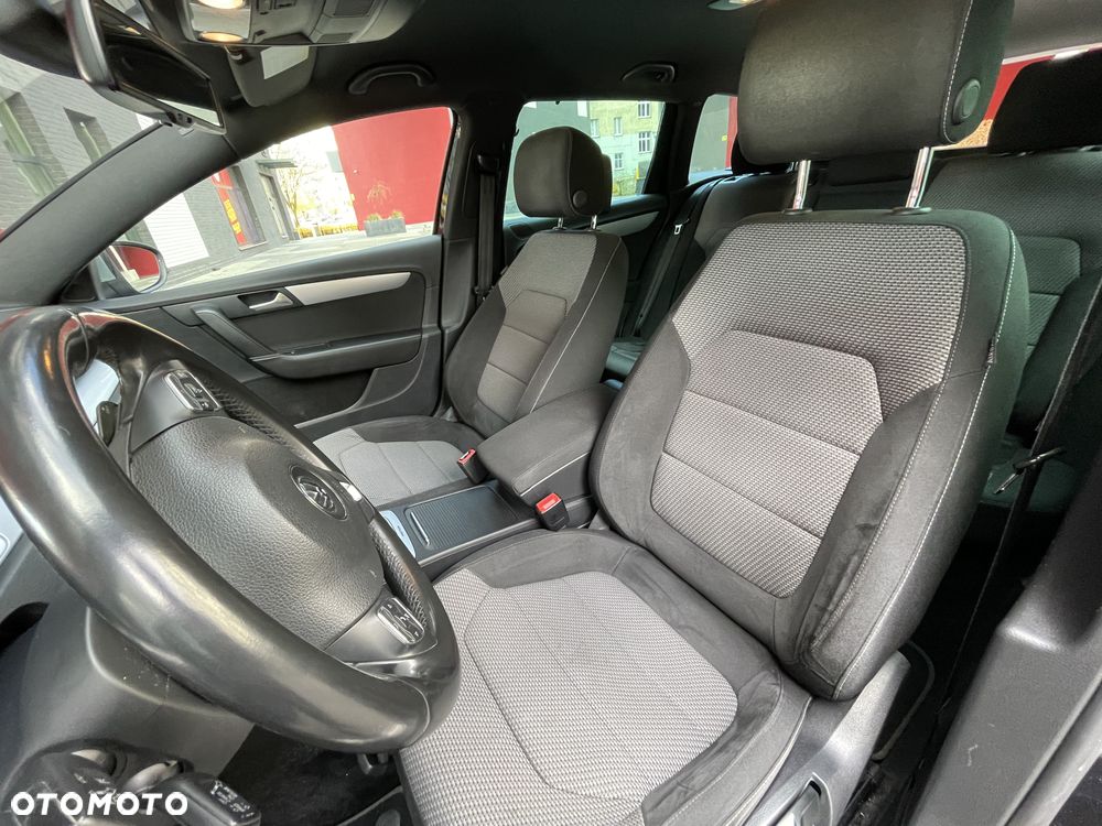 Volkswagen Passat 2.0 TDI Highline DSG - 11