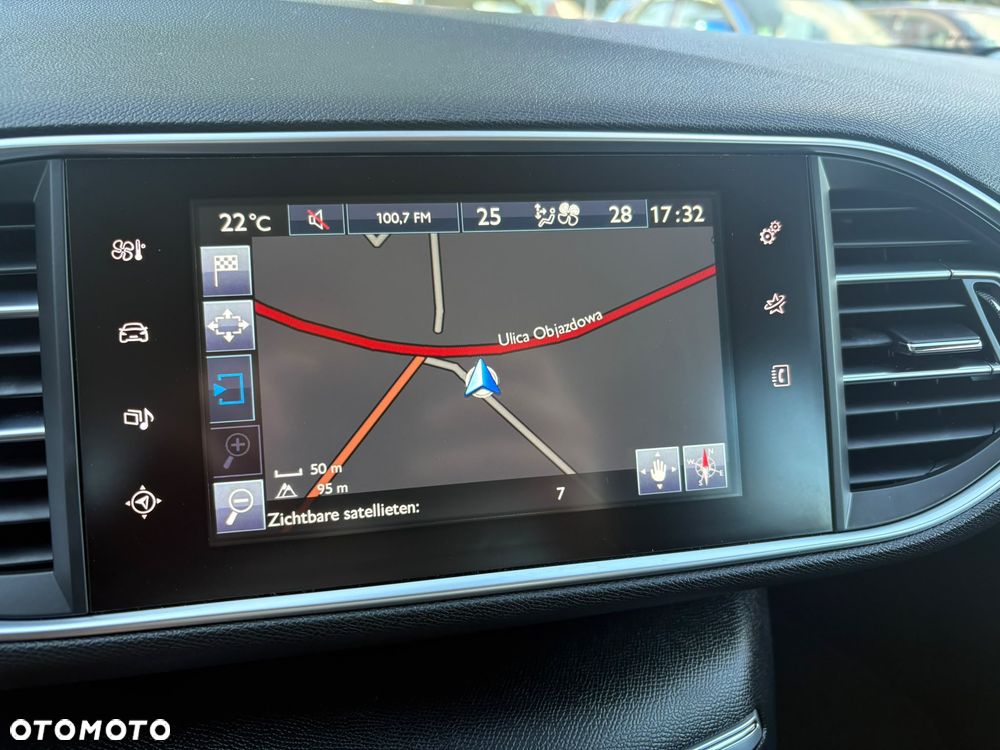 Peugeot 308 1.2 PureTech Active S&S - 17