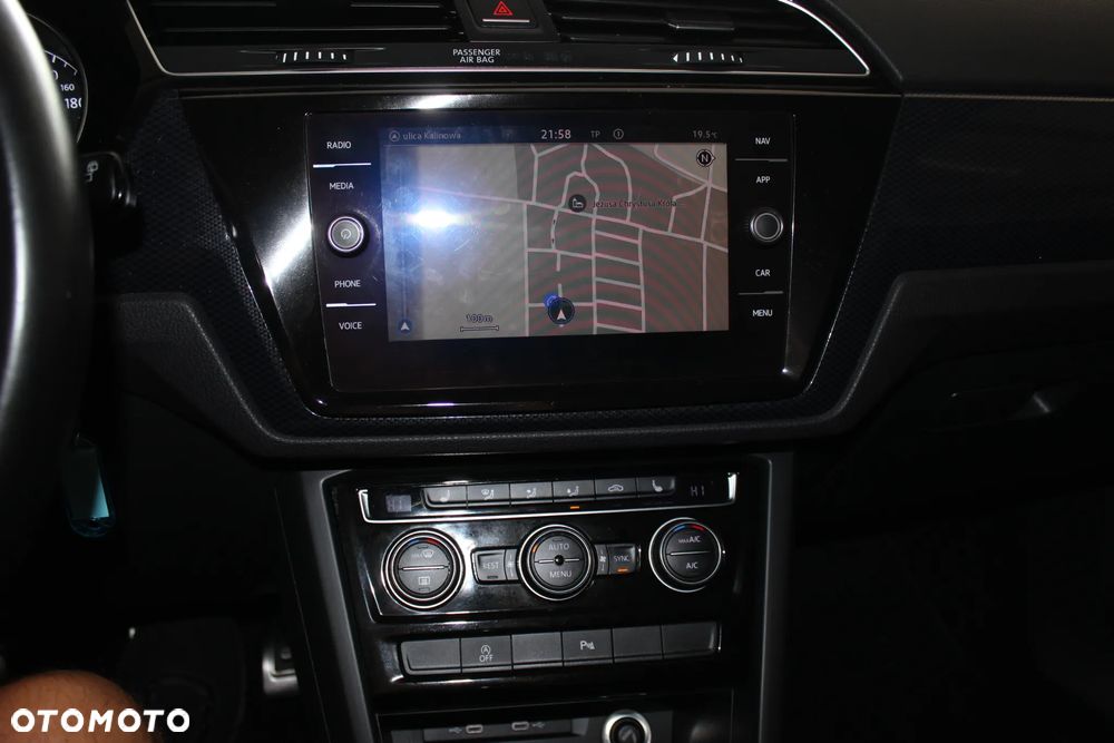 Volkswagen Touran 2.0 TDI BMT United - 18