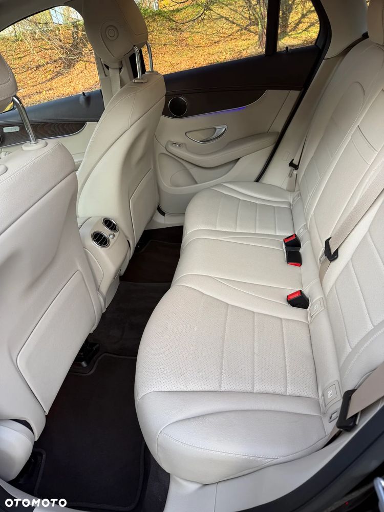 Mercedes-Benz GLC 200 4-Matic - 5