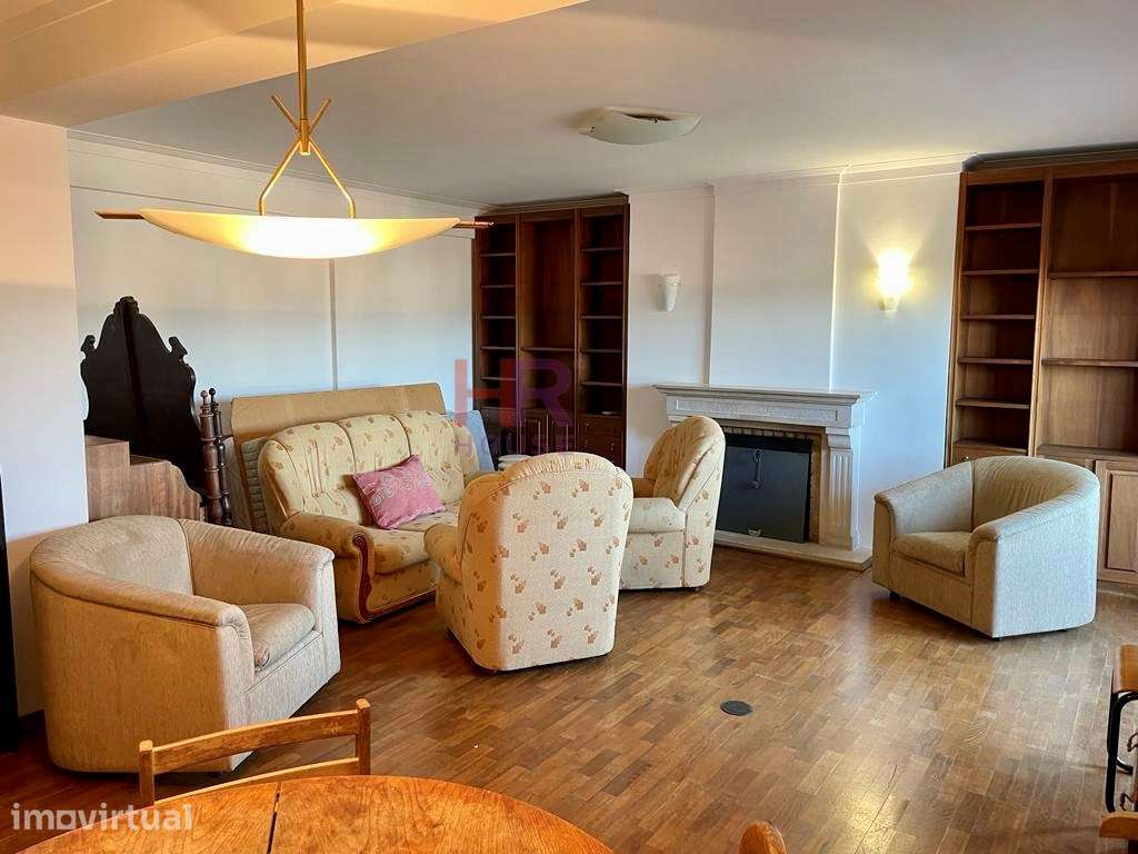 Apartamento T5 com garagem, mobilado e equipado, próximo da Univers... - Grande imagem: 4/19