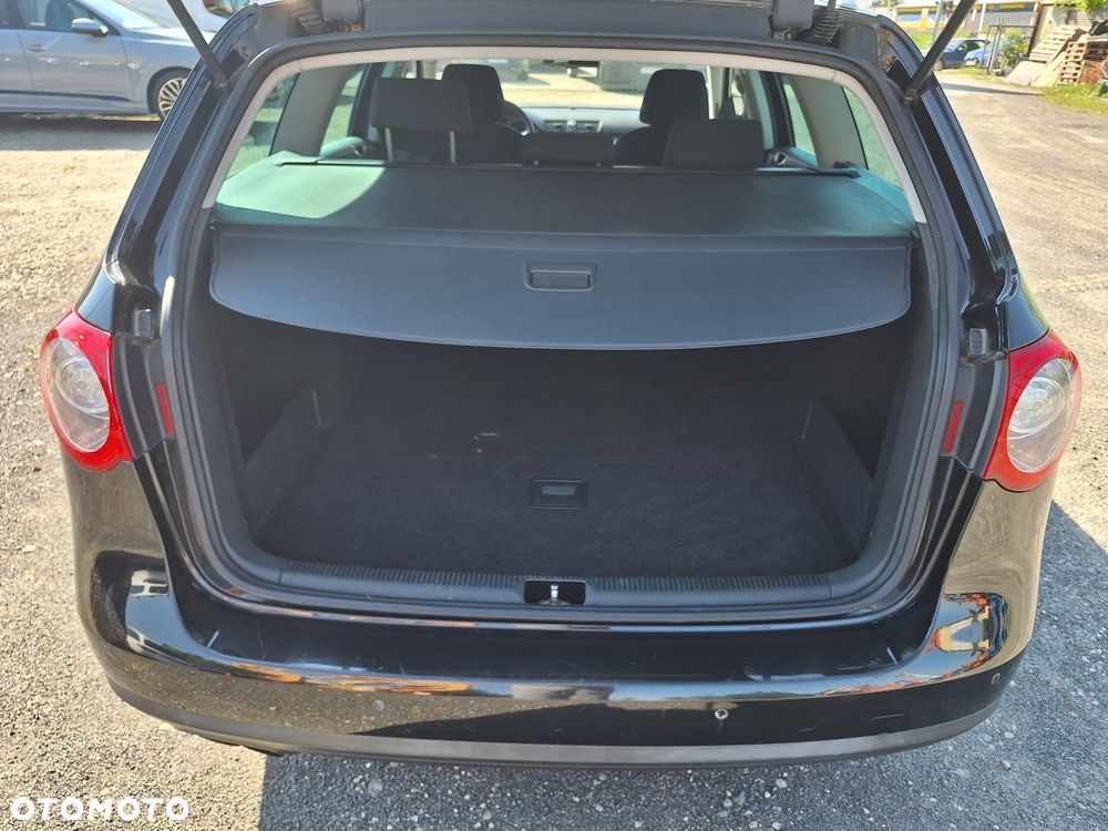 Volkswagen Passat 2.0 TDI DPF Individual - 9