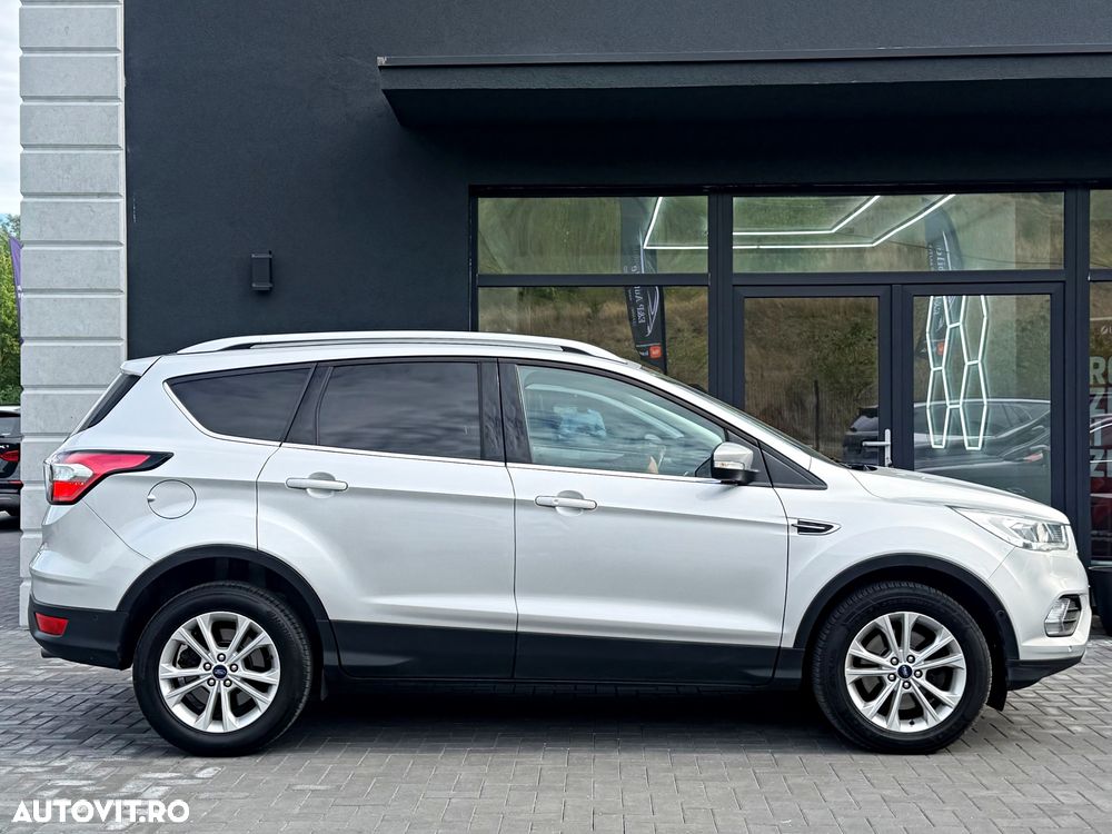 Ford Kuga - 3
