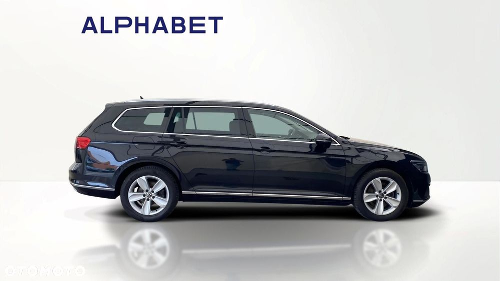 Volkswagen Passat - 6