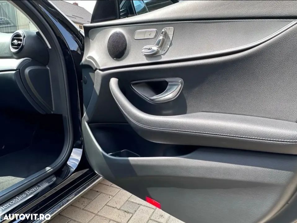 Mercedes-Benz E 220 d 9G-TRONIC - 10