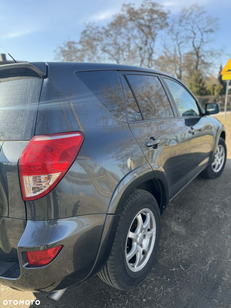 Toyota RAV4 2.2 D-4D Sol 180 - 5