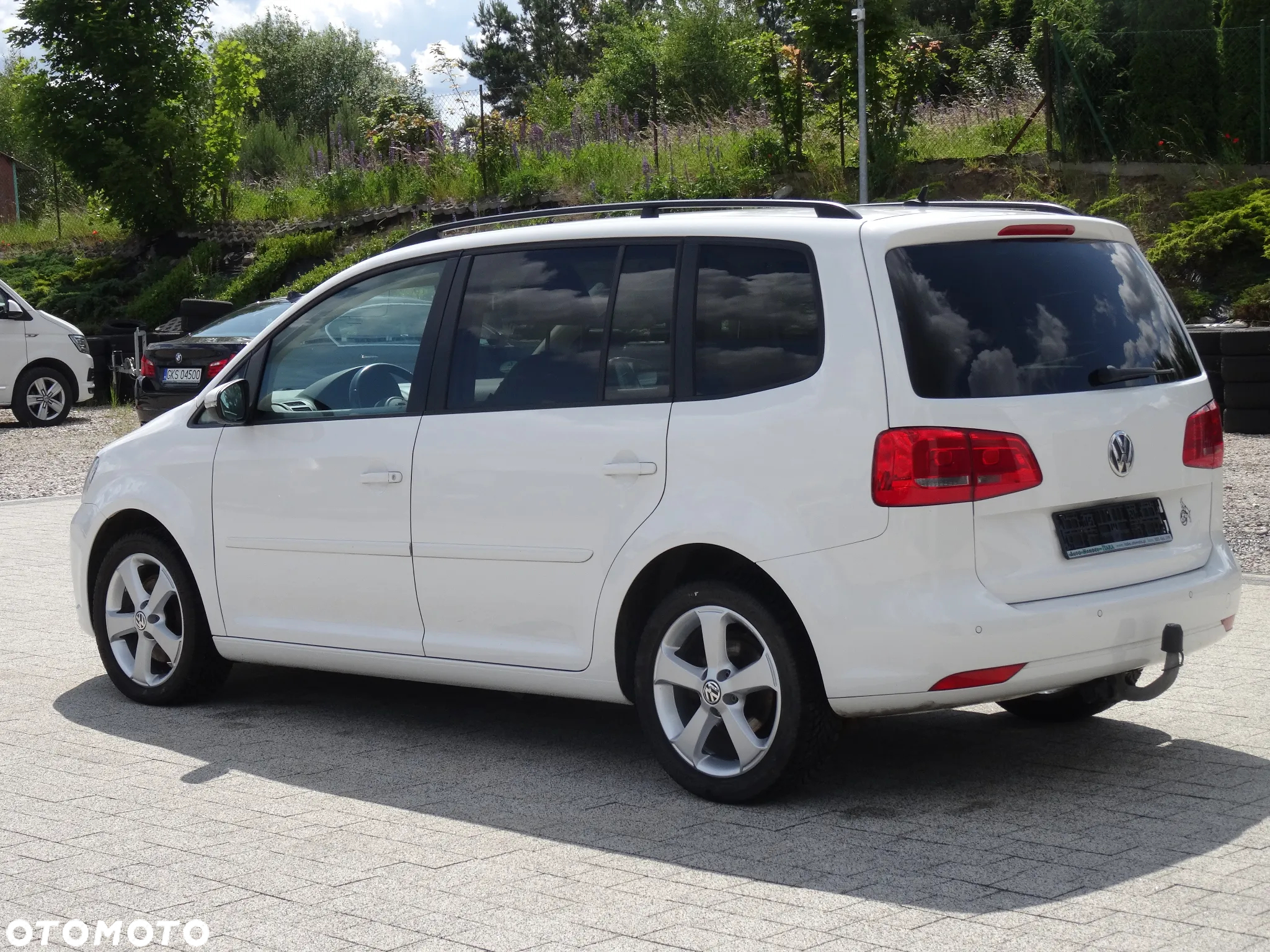Volkswagen Touran 2.0 TDI DPF BlueMotion Technology Comfortline - 8