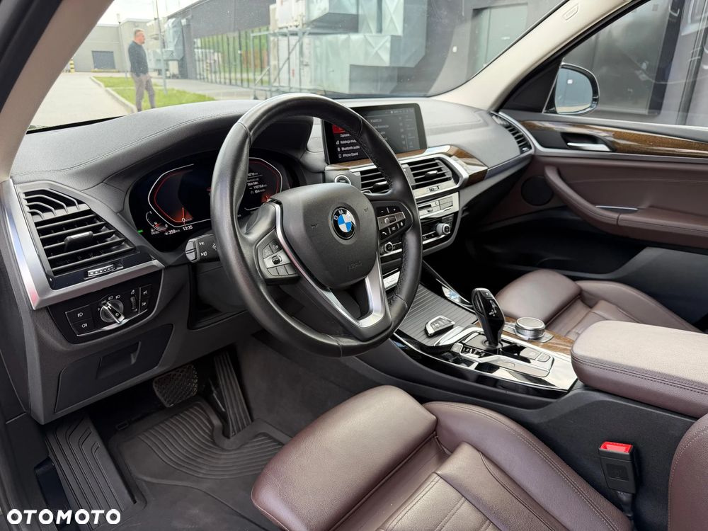BMW X3 xDrive30d Luxury Line - 10