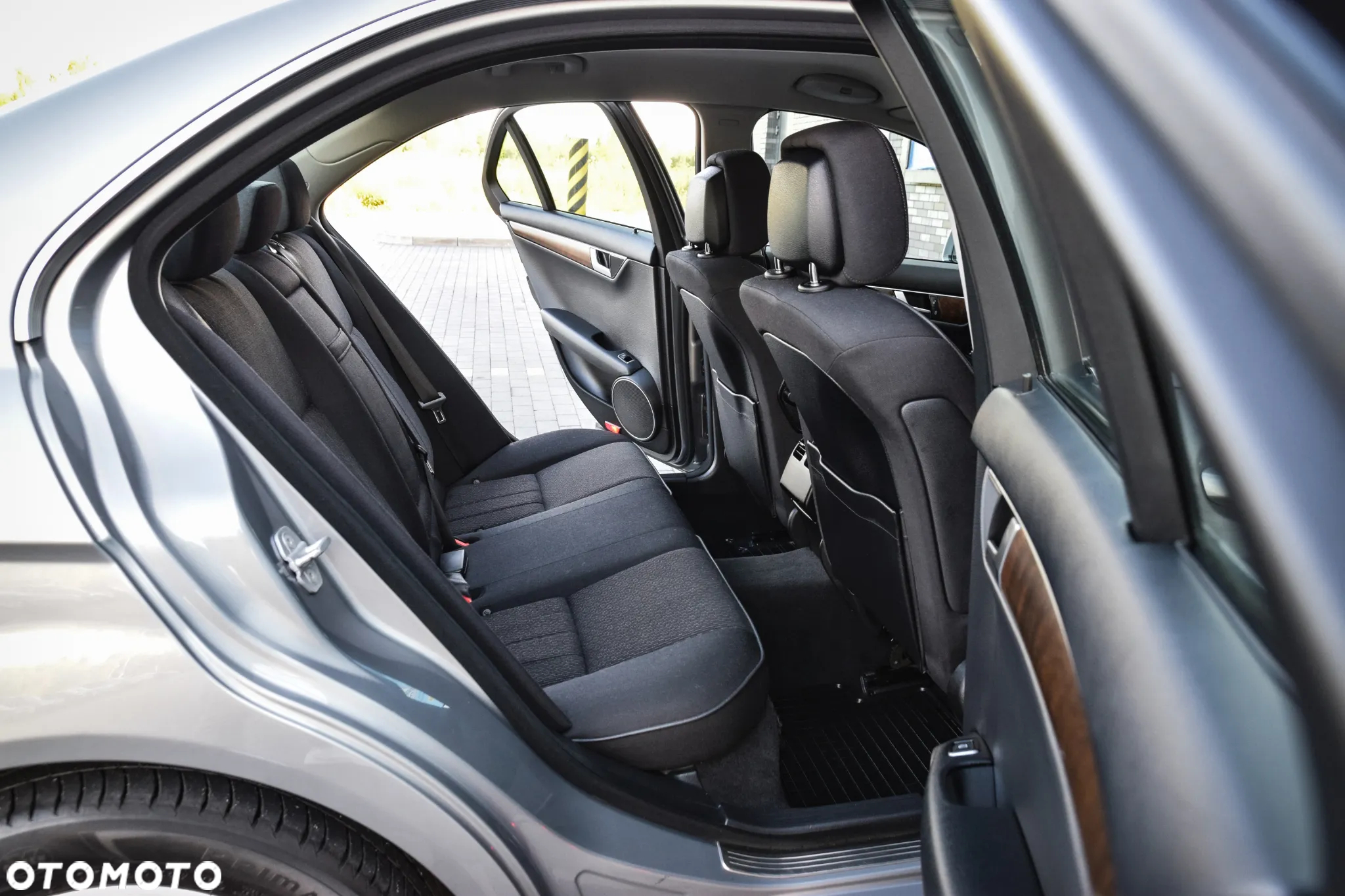 Mercedes-Benz Klasa C 200 (BlueEFFICIENCY) 7G-TRONIC Elegance - 23