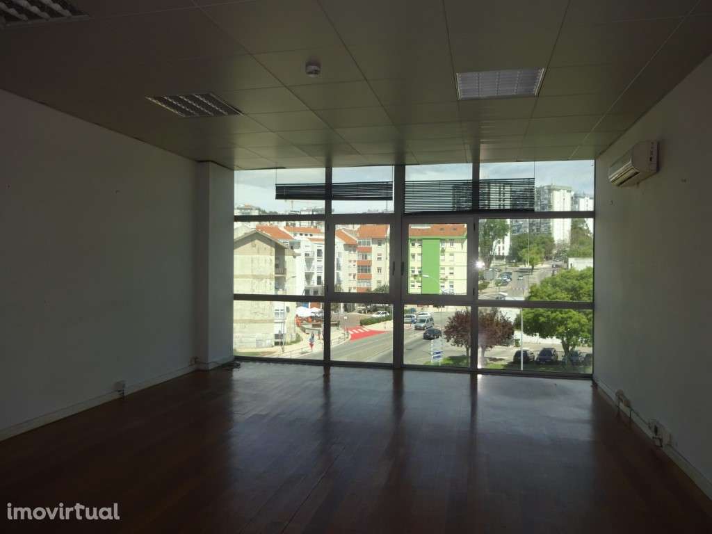 Escritório em Carnaxide - Grande imagem: 5/7