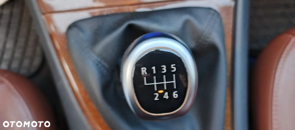 BMW Seria 1 120d - 8