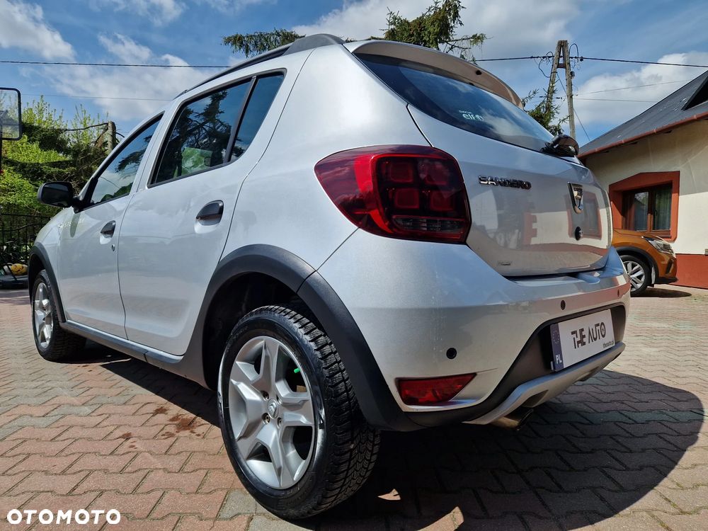 Dacia Sandero Stepway 0.9 TCe Laureate S&S - 6