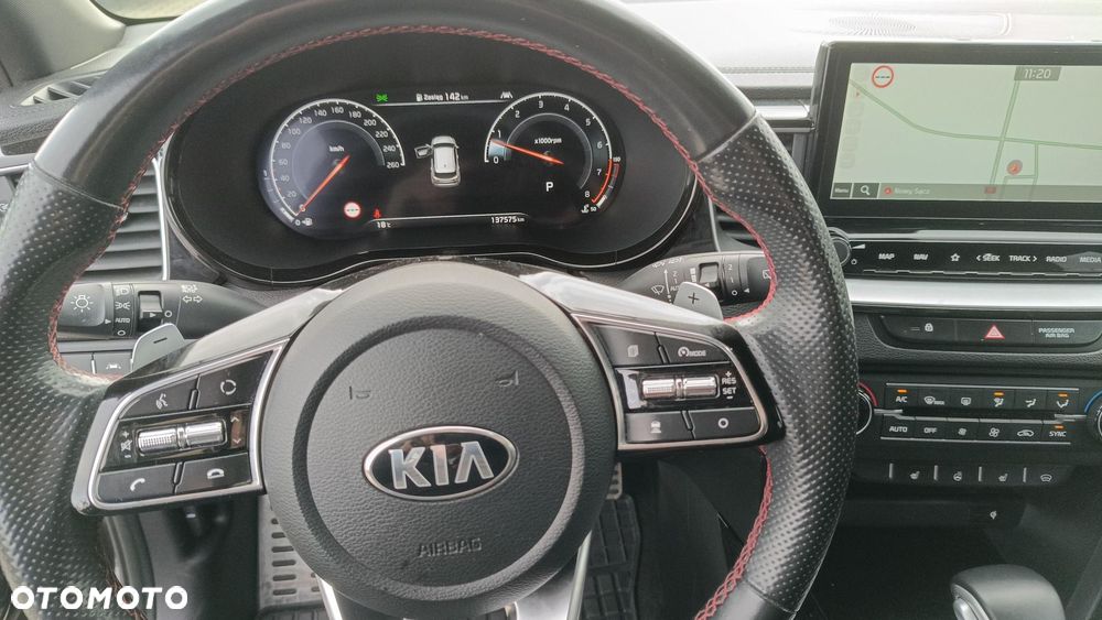 Kia ProCeed - 16