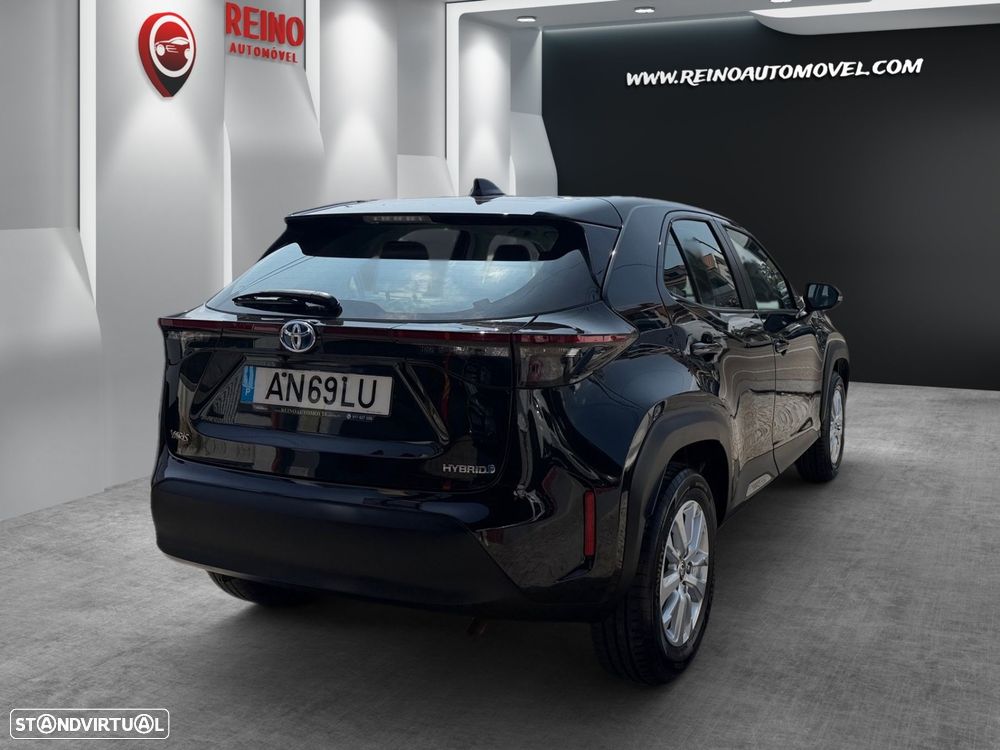 Toyota Yaris Cross 1.5 HDF Comfort Plus AWD - 4