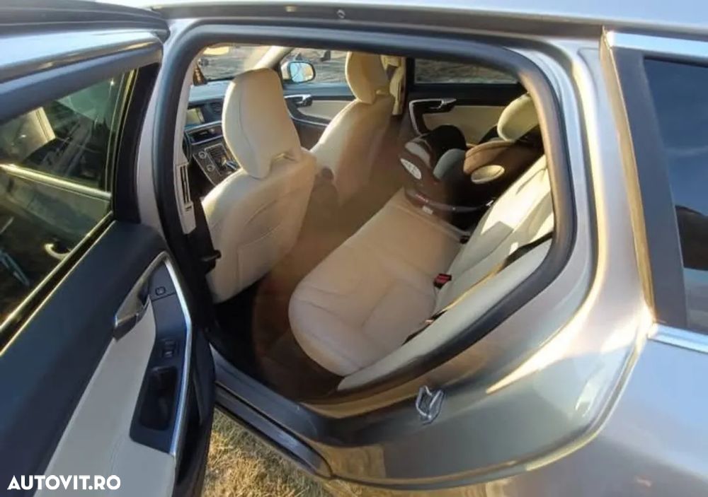 Volvo V60 D4 VEA Start-Stop Summum - 14