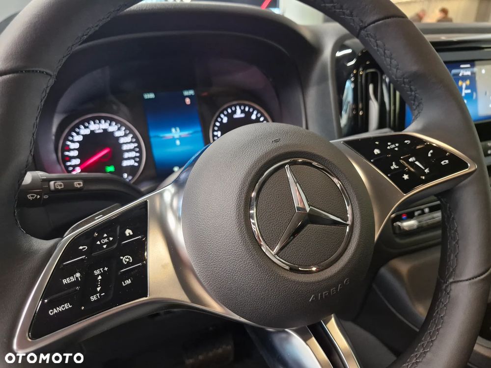 Mercedes-Benz Vito - 19