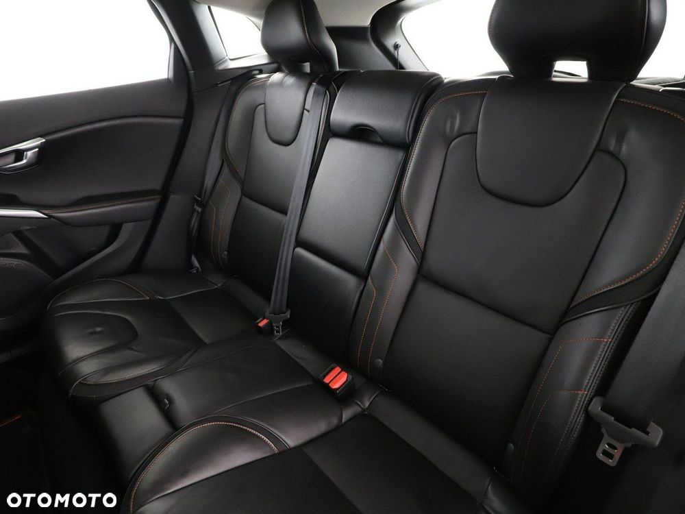 Volvo V40 Cross Country D2 Ocean Race - 17