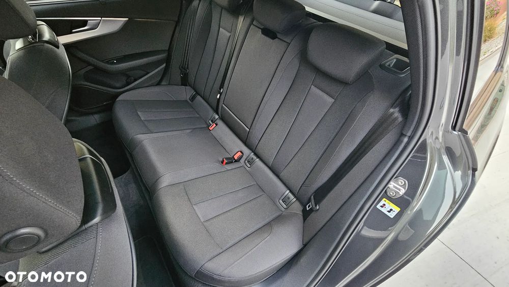 Audi A4 Avant 40 TDI mHEV S Line S tronic - 16