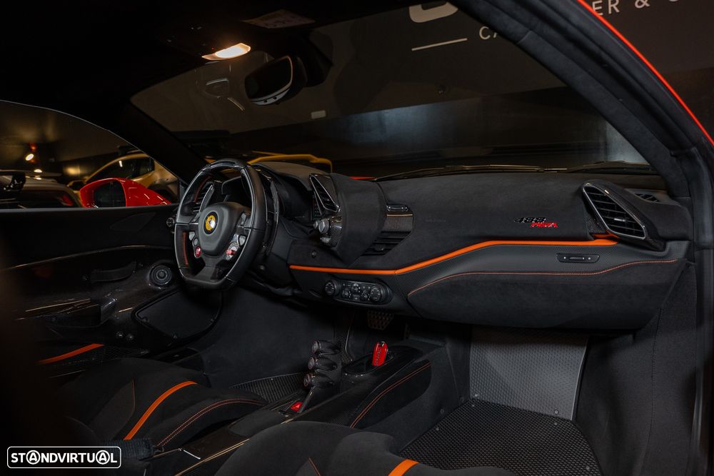 Ferrari 488 Pista - 17