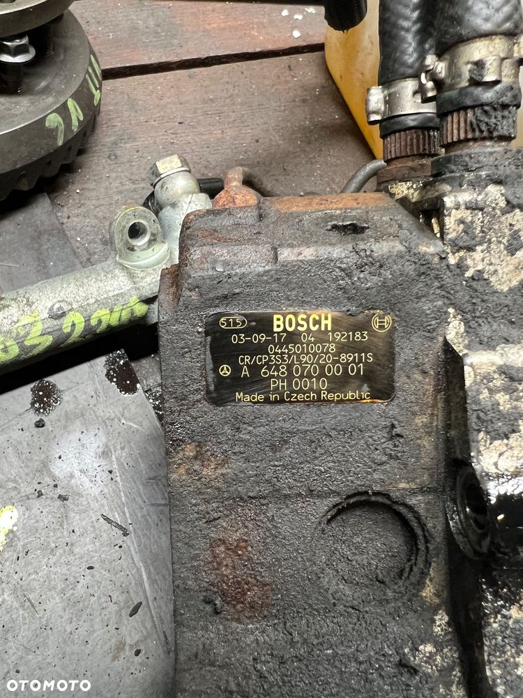 Pompa wtryskowa Mercedes w203 2.2cdi - 3