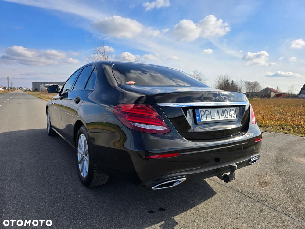 Mercedes-Benz Klasa E 220 d 9G-TRONIC AMG Line - 11