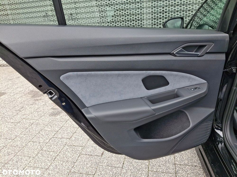Volkswagen Golf Variant 2.0 TSI 4Motion R - 13
