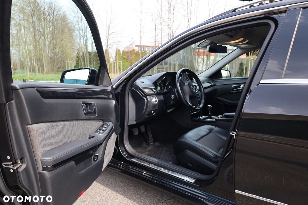 Mercedes-Benz Klasa E 220 CDI BlueEff Avantgarde - 17