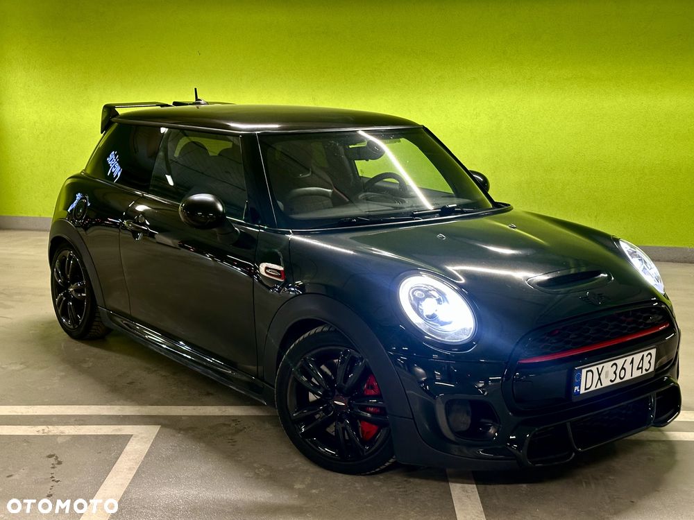 MINI John Cooper Works Essential Trim - 1