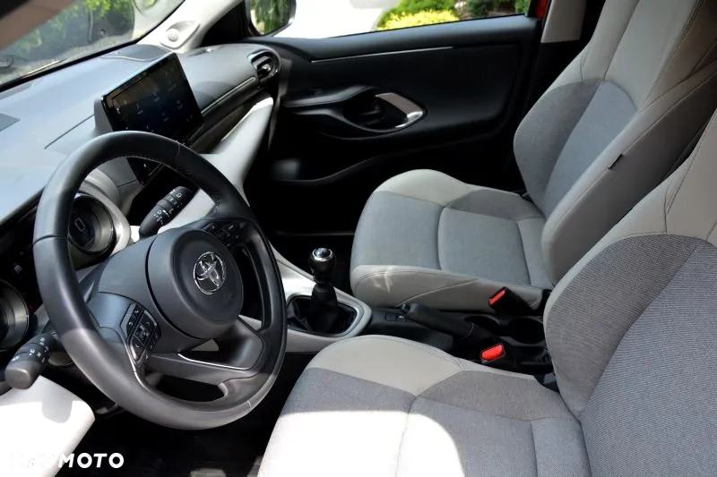 Toyota Yaris - 9