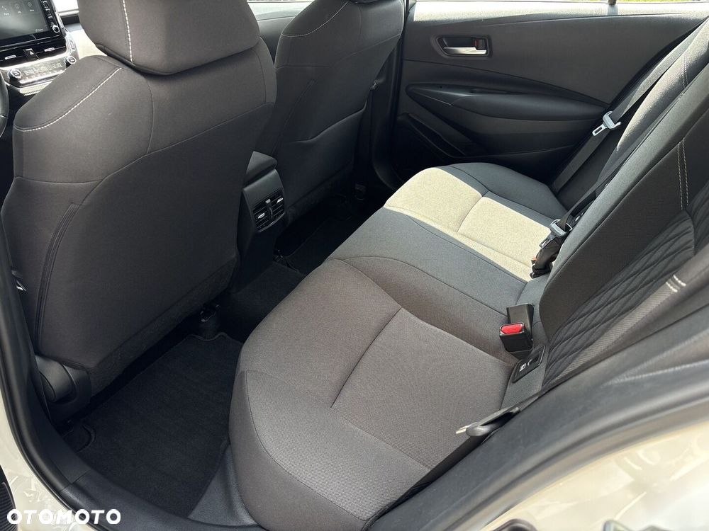 Toyota Corolla - 14