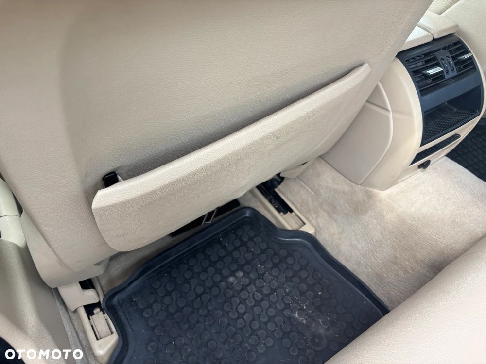 BMW Seria 5 520i - 10