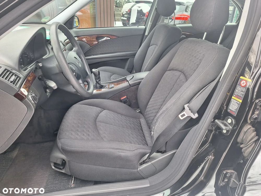 Mercedes-Benz Klasa E 220 CDI Classic DPF - 11