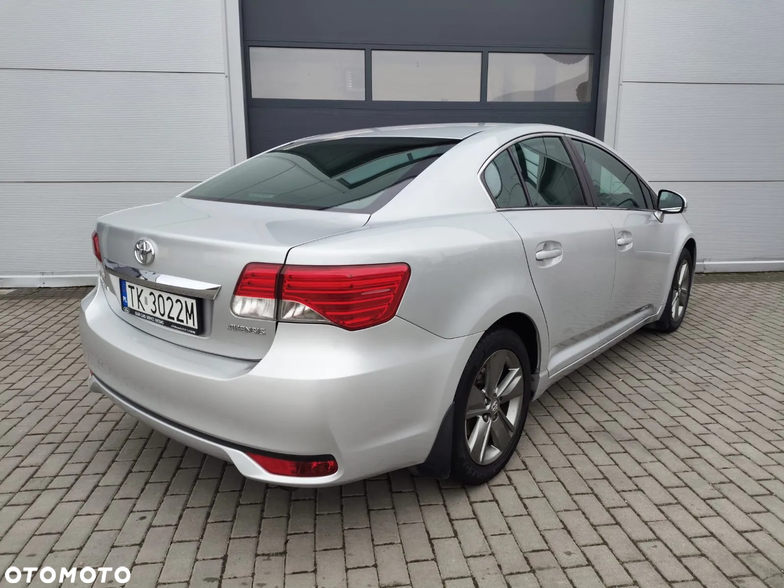 Toyota Avensis 1.8 Premium MS - 5