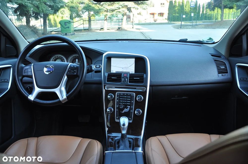 Volvo XC 60 - 22